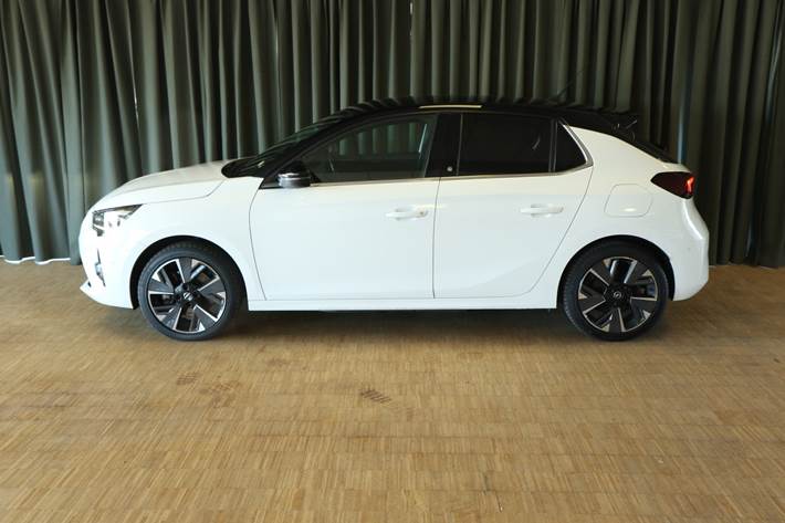 Grøn Opel Corsa-e fra 2021