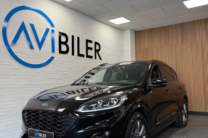 Sort Ford Kuga fra 2021