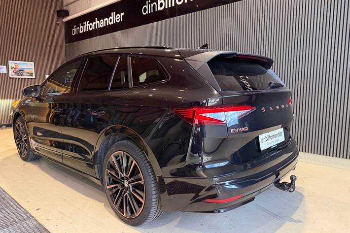 Sort Skoda Enyaq fra 2022