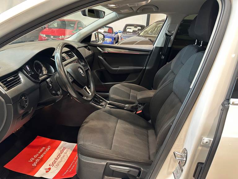 Skoda Octavia 1,6 TDi 115 Style Combi DSG