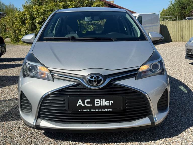 Toyota Yaris 1,3 VVT-i T2