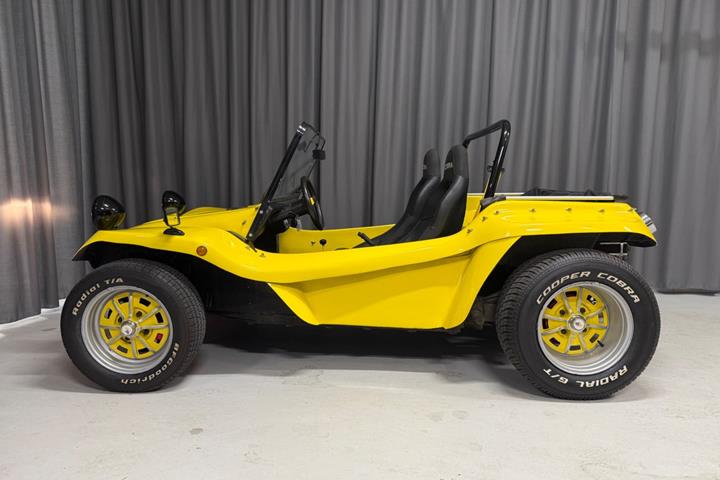 Gul VW Beach Buggy fra 1973