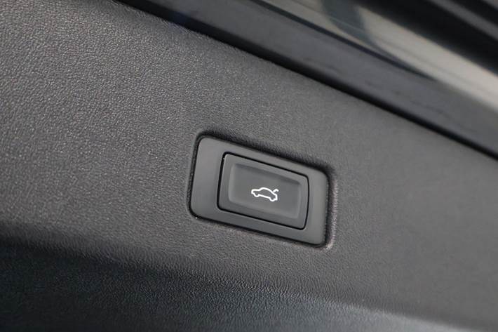Sort Audi Q4 e-tron fra 2024