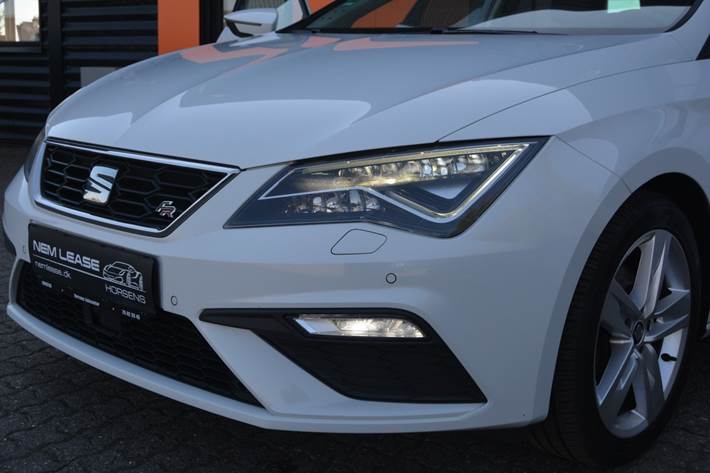 Hvid Seat Leon fra 2019