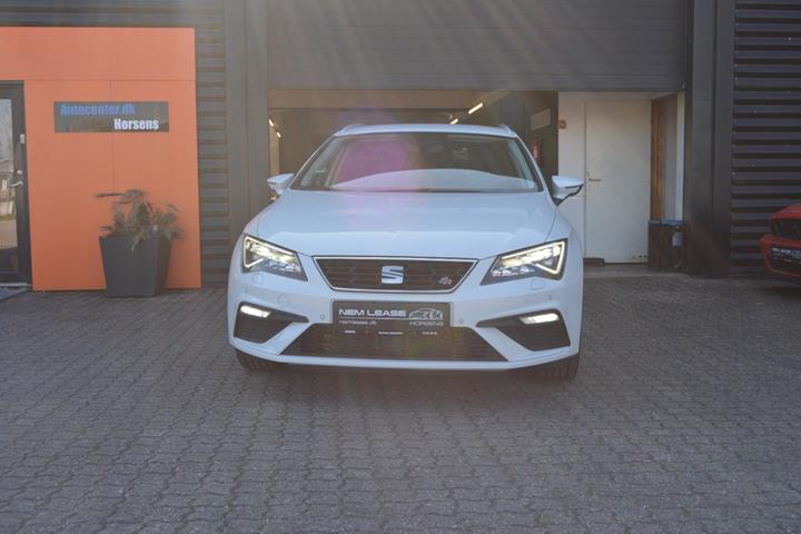 Hvid Seat Leon fra 2019