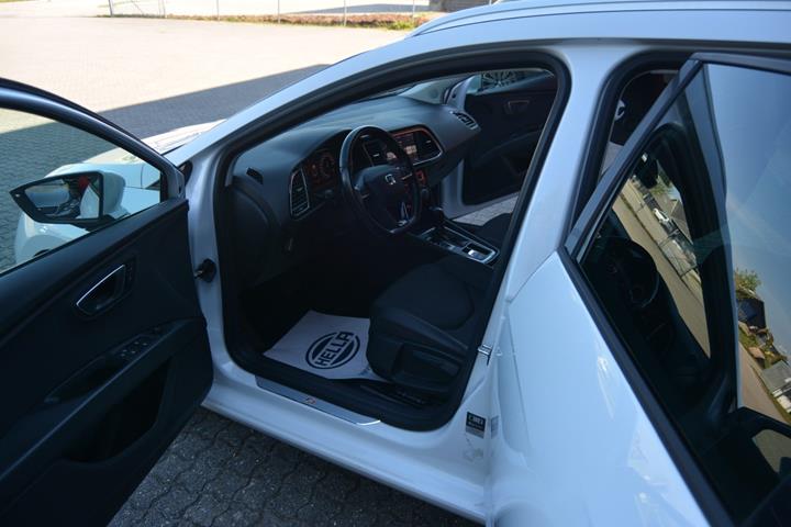 Hvid Seat Leon fra 2019