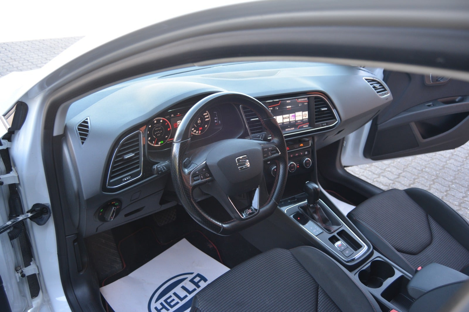 Hvid Seat Leon fra 2019
