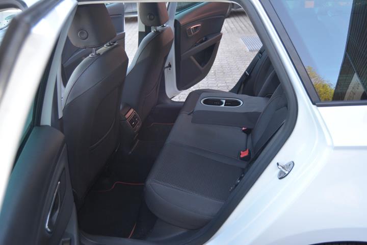 Hvid Seat Leon fra 2019