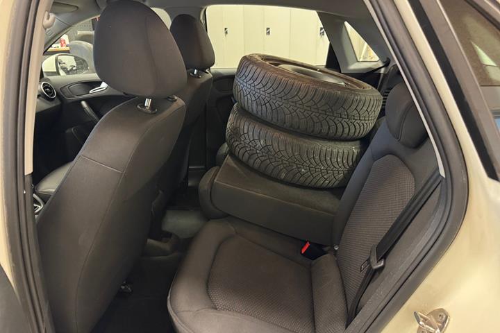 Hvid Audi A1 fra 2012
