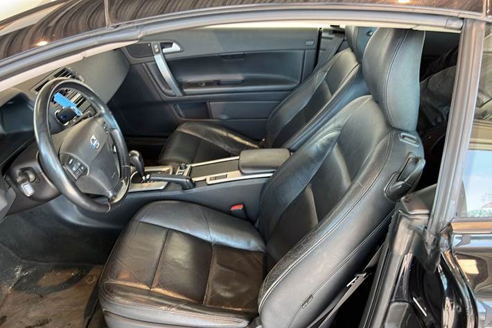 Sort Volvo C70 fra 2007