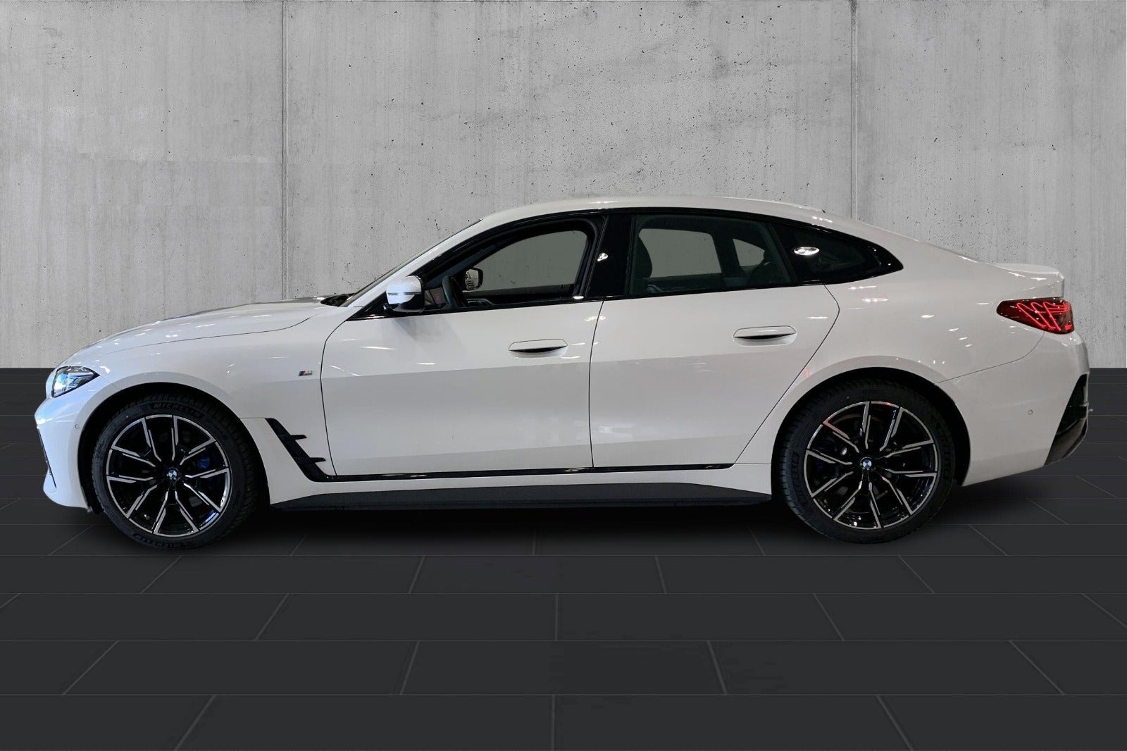 undefined BMW i4 fra 2025