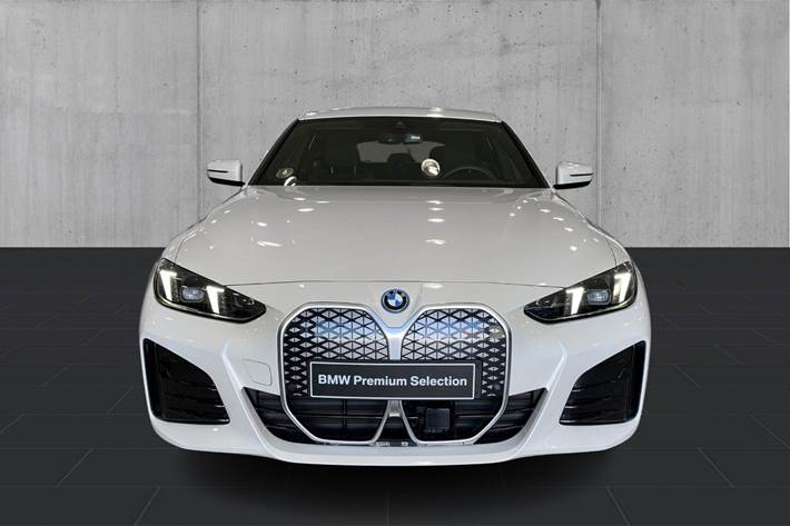 undefined BMW i4 fra 2025