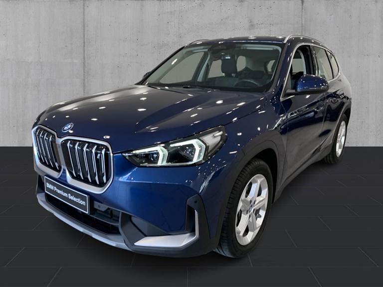 BMW iX1 xDrive30 X-Line