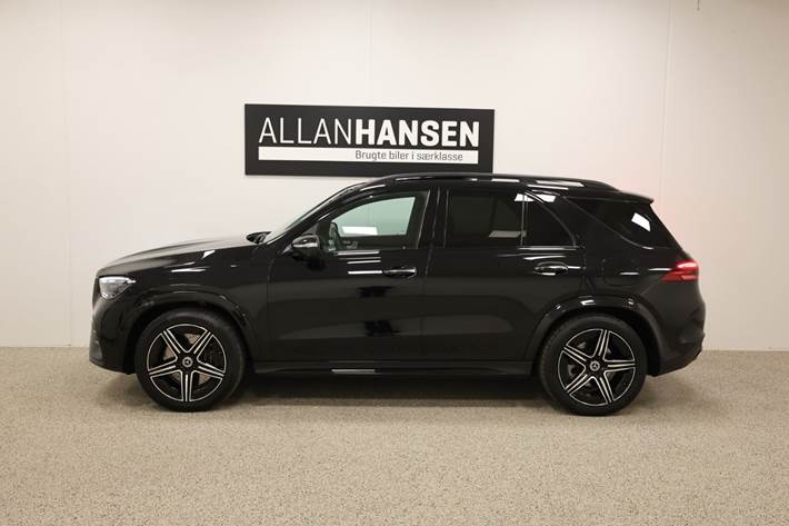 Sort Mercedes GLE350 de fra 2024