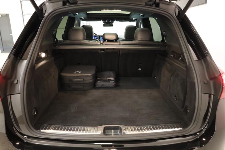 Sort Mercedes GLE350 de fra 2024