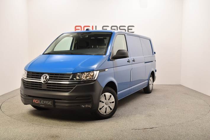 Blå VW Transporter fra 2022