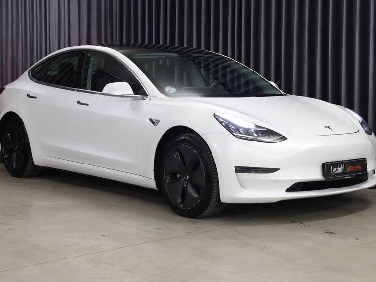 Tesla Model 3 Long Range AWD