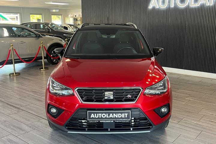 Rød Seat Arona fra 2019