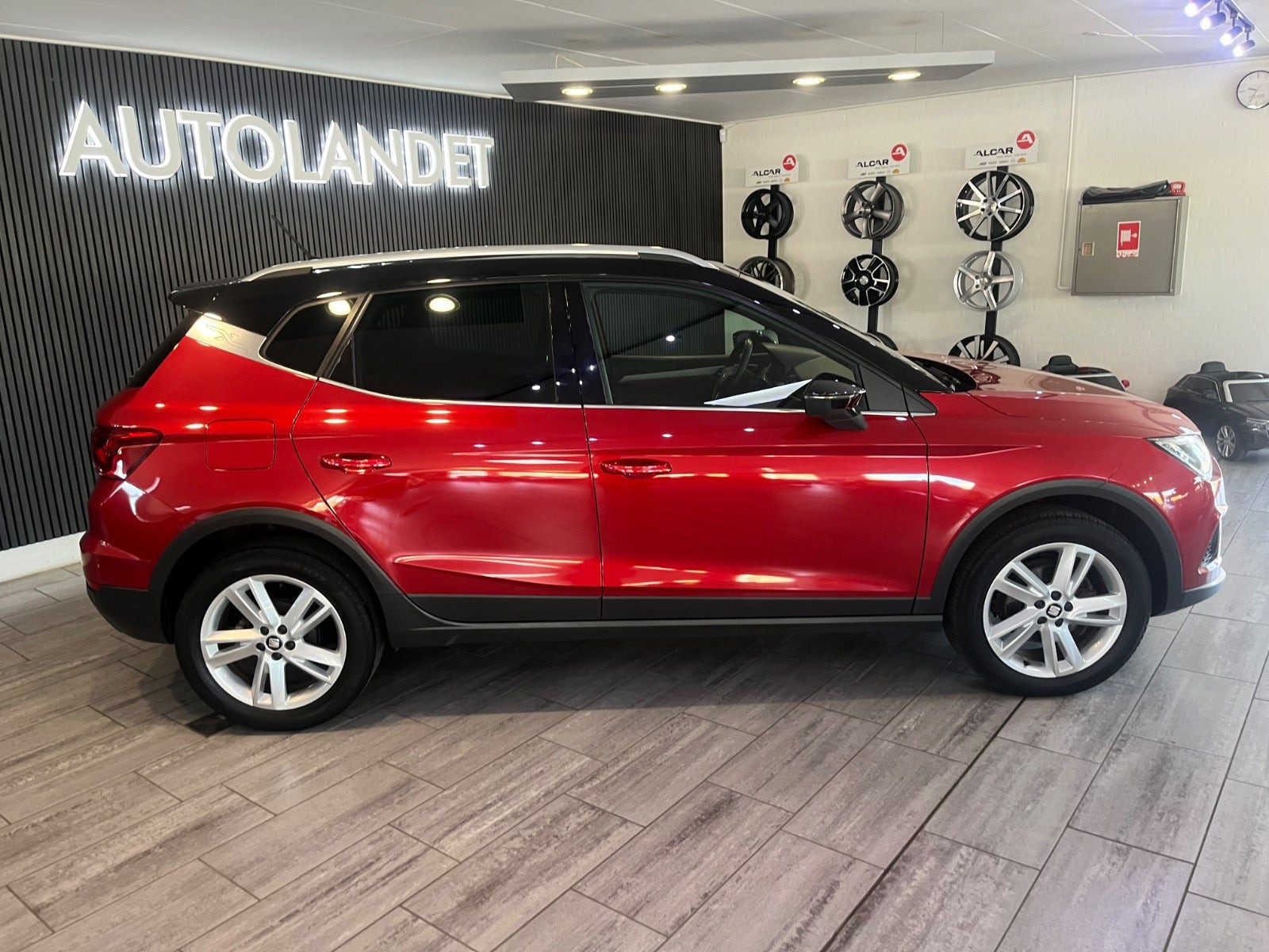Rød Seat Arona fra 2019