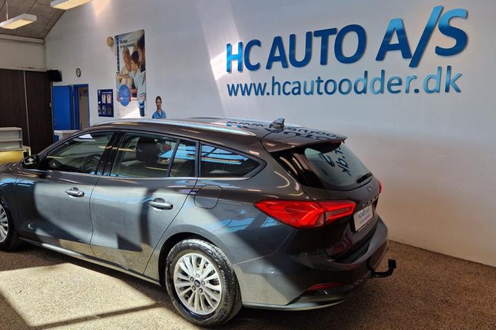 Grå Ford Focus fra 2020