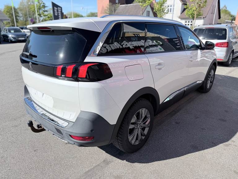 Peugeot 5008 1,5 BlueHDi 130 Allure 7prs