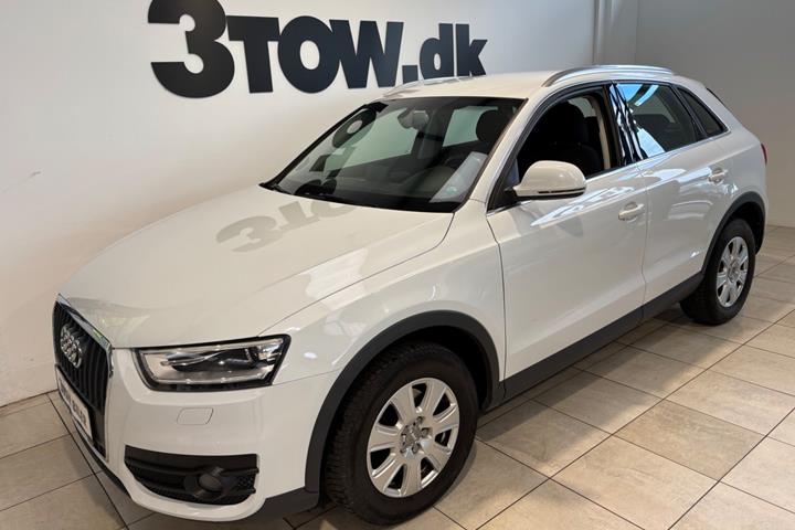 Hvid Audi Q3 fra 2014 set udefra