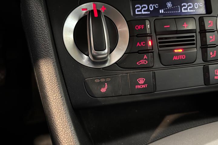 Hvid Audi Q3 fra 2014