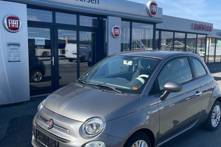 Grå Fiat 500 fra 2016