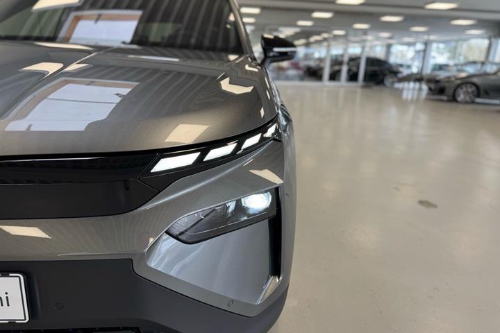 Grå Skoda Elroq fra 2026