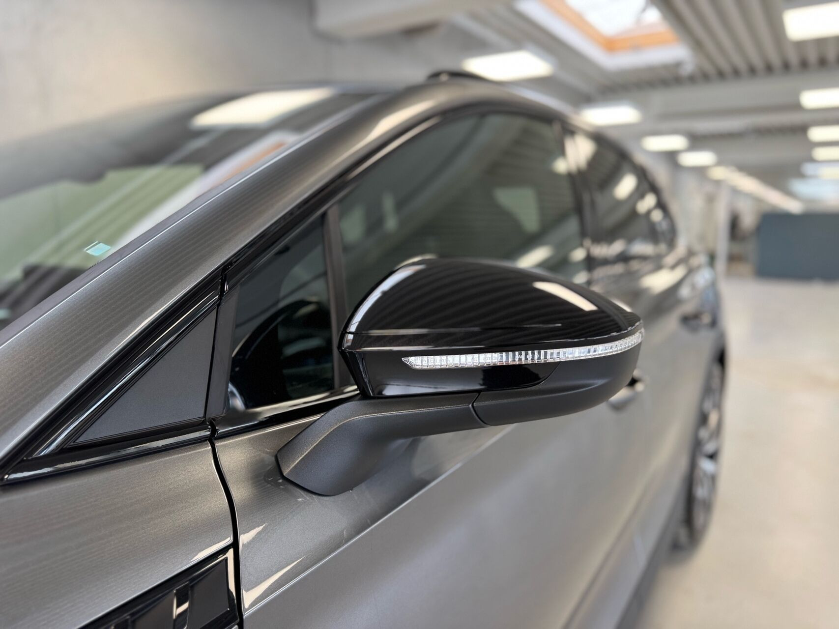 Grå Skoda Elroq fra 2026