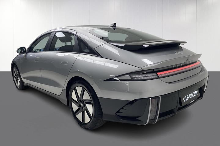 Sølv Hyundai Ioniq 6 fra 2026