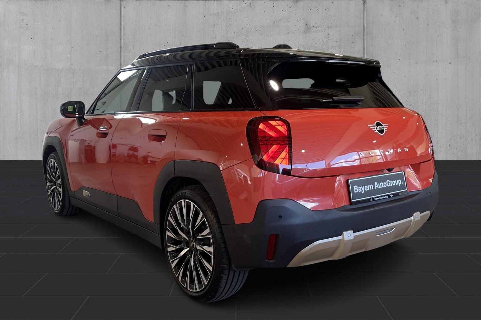 Orange Mini Aceman E fra 2025