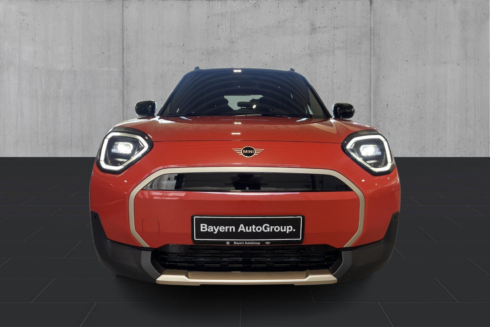 Orange Mini Aceman E fra 2025