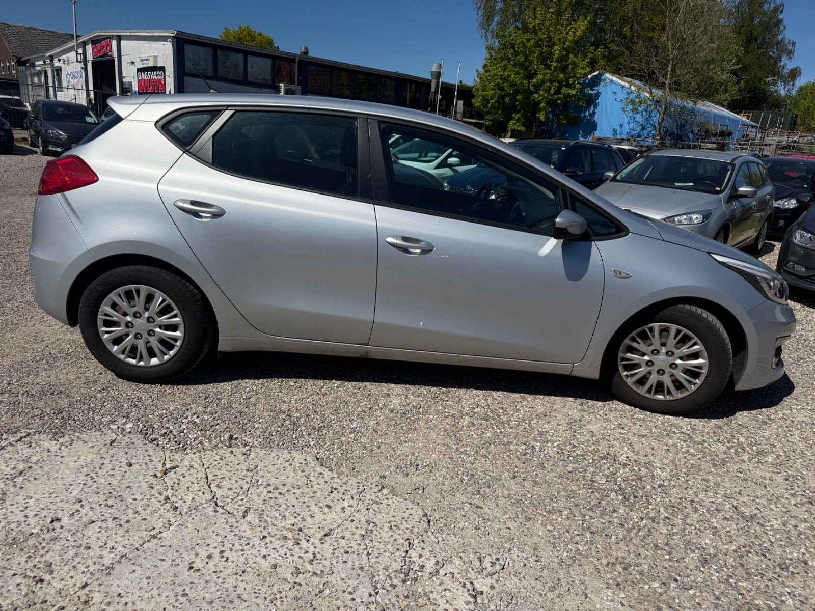 Grå Kia Ceed fra 2016