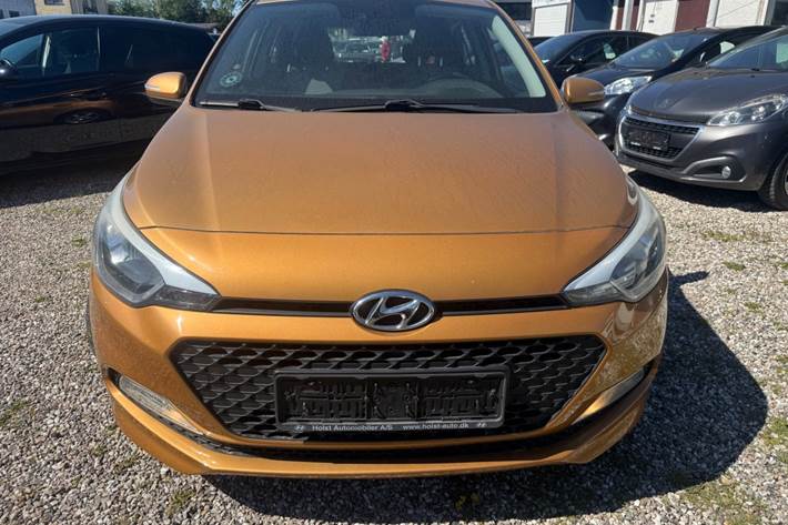 Bronze Hyundai i20 fra 2015