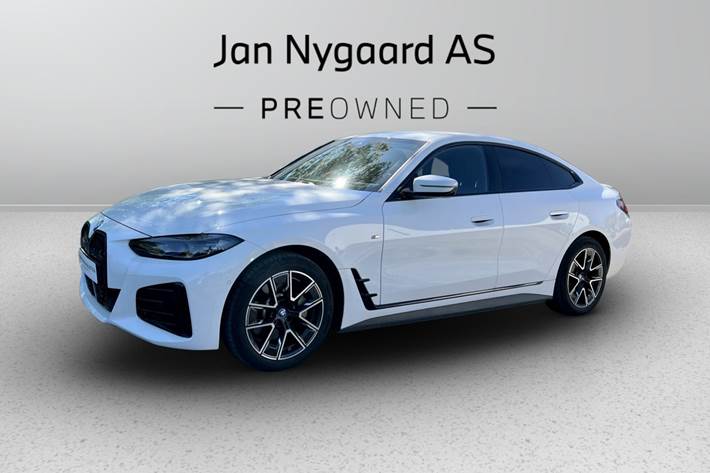 Hvid BMW i4 fra 2022