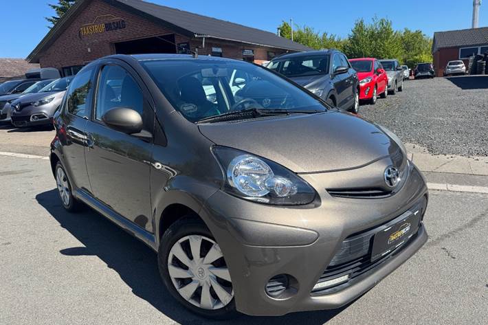 undefined Toyota Aygo fra 2012