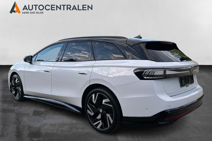 Hvid VW ID.7 fra 2026