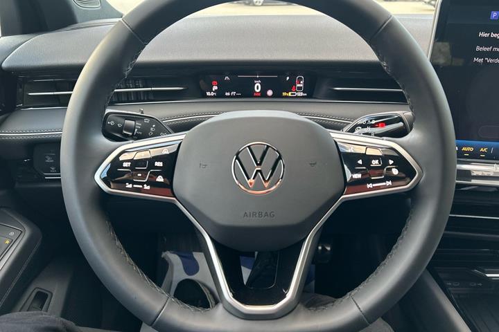 Hvid VW ID.7 fra 2026