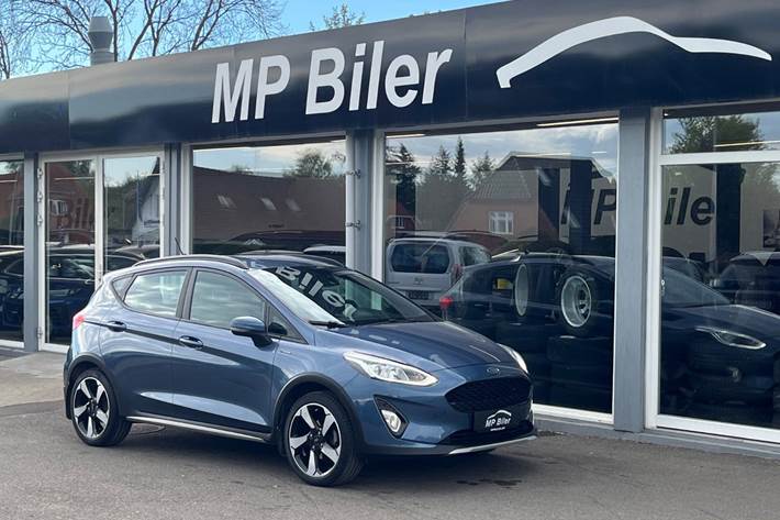 Blå Ford Fiesta fra 2021