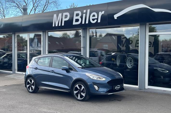 Blå Ford Fiesta fra 2021