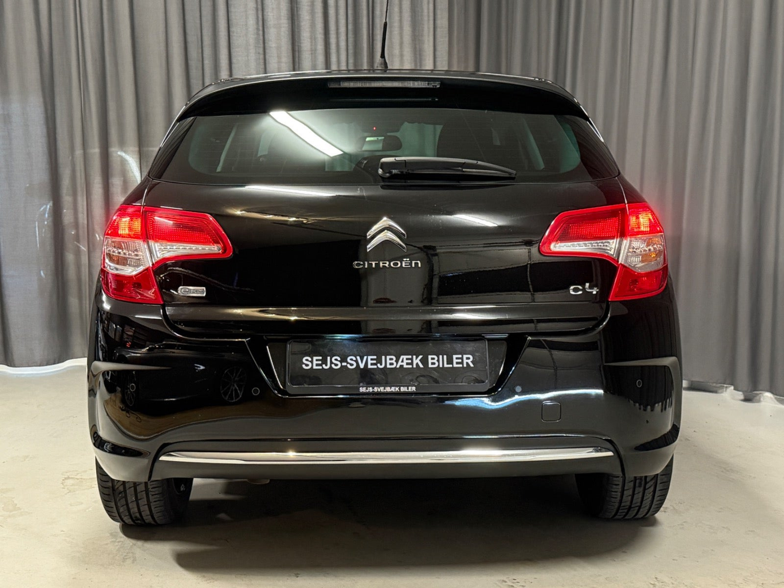 Sort Citroën C4 fra 2014