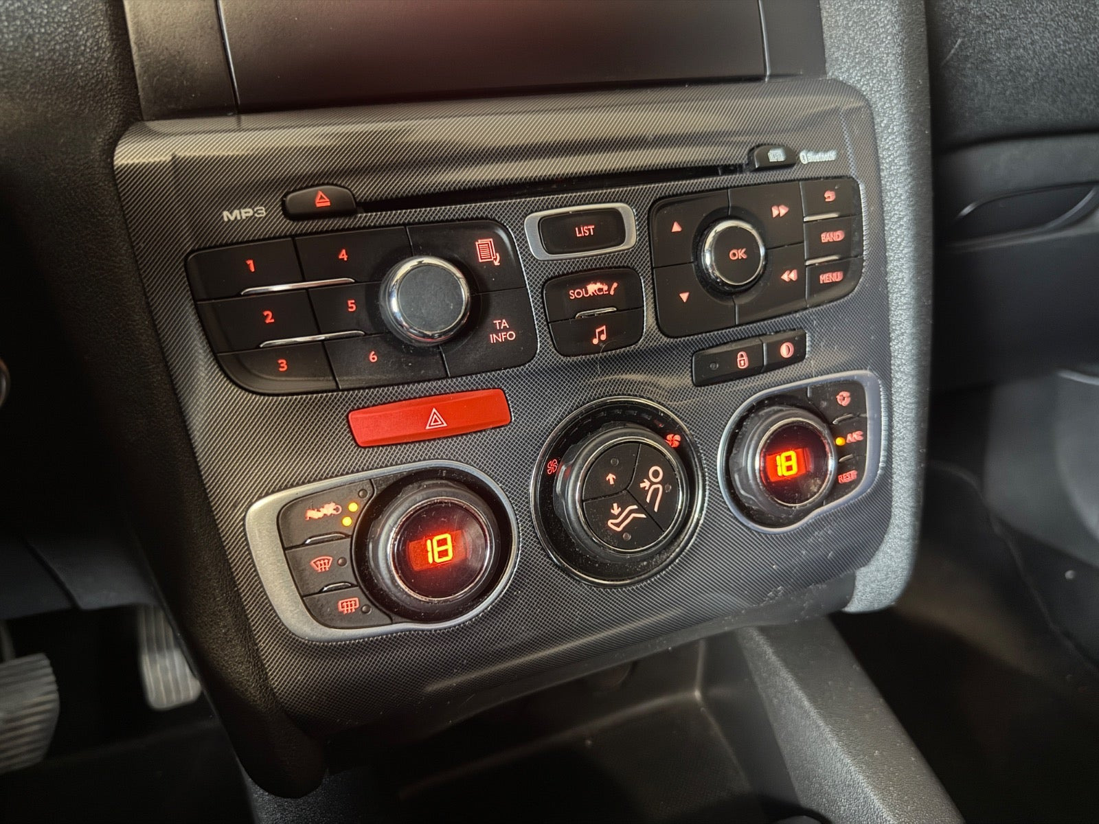 Sort Citroën C4 fra 2014