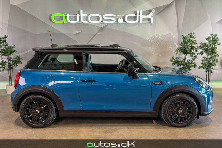 Blå Mini Cooper SE fra 2022