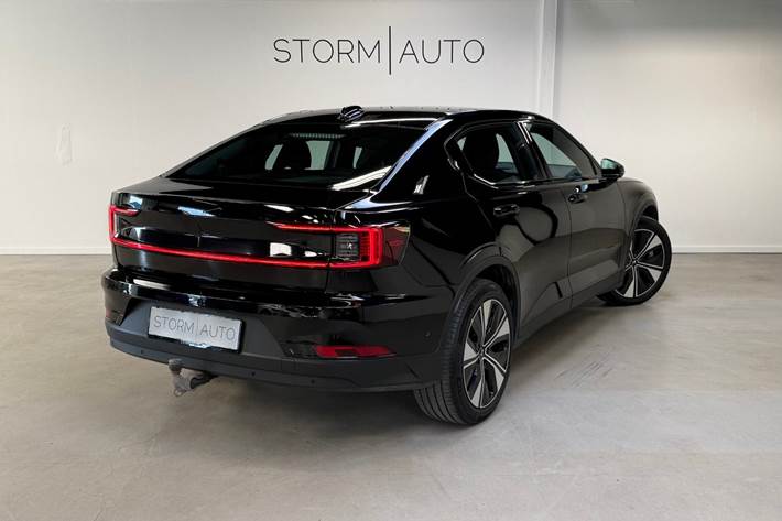 Sort Polestar 2 fra 2023