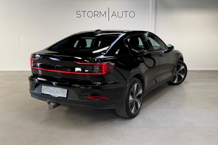 Sort Polestar 2 fra 2023