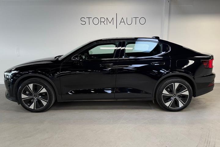 Sort Polestar 2 fra 2023