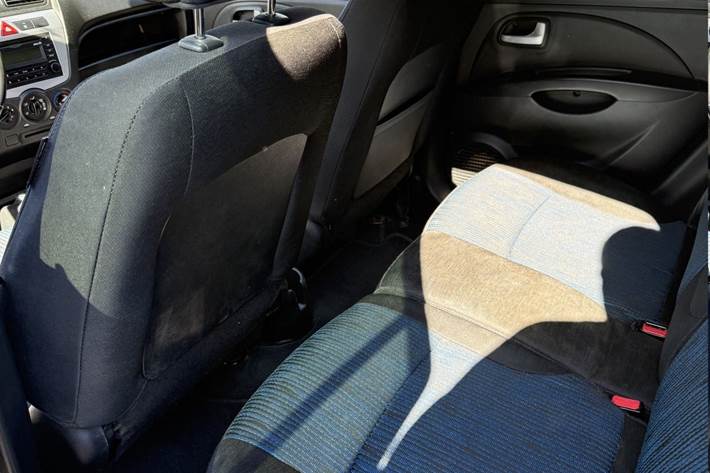undefined Kia Picanto fra 2010