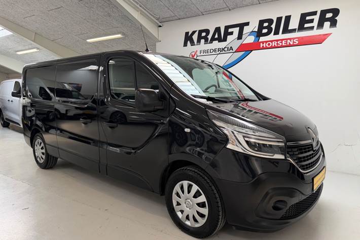 Sort Renault Trafic T29 fra 2021