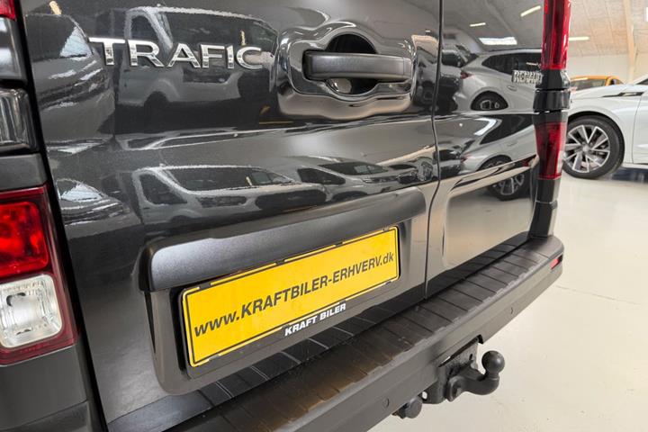 Sort Renault Trafic T29 fra 2021